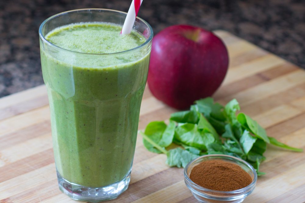 Apple Cinnamon Green Smoothie Recipe (video) | Nutritarian | Vegan