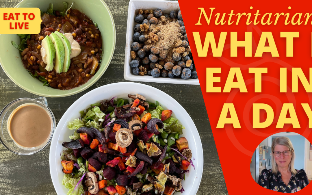 What I Eat in a Day – Special Oatmeal, Big Salad, Very Veggie Chili